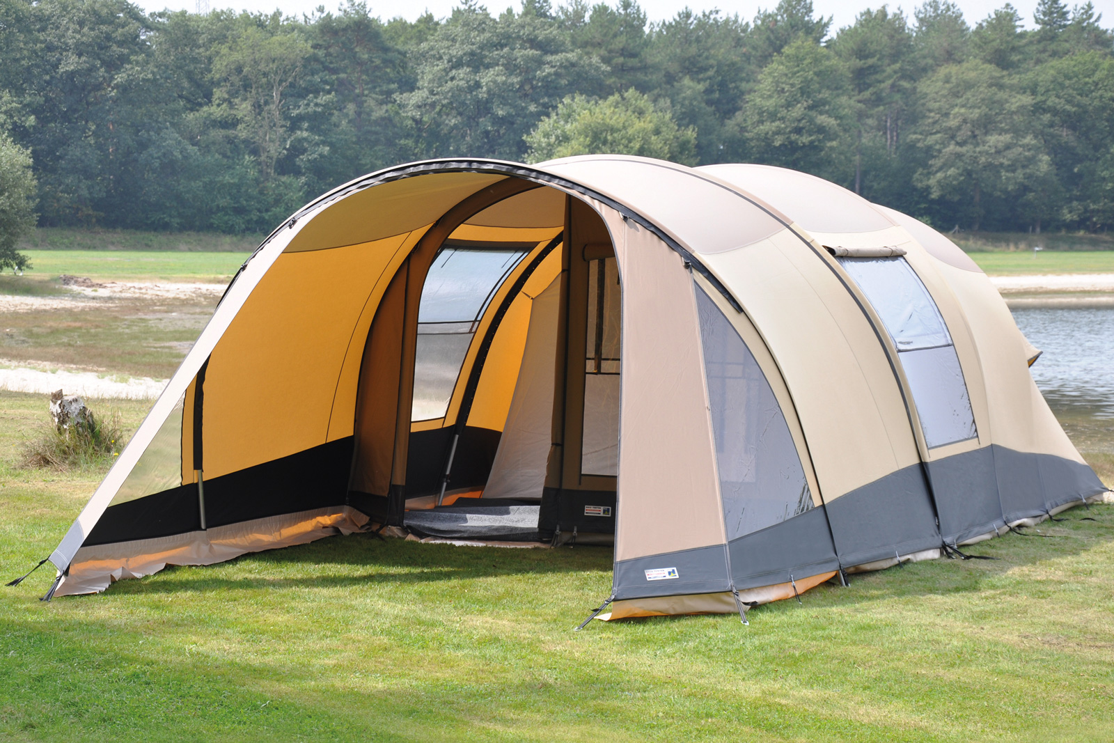 4-persoons-tent-katoen-704qxi-1.jpg Tent Baco Tunneltent 3500 | Bacotenten.nl - Afbeelding 1