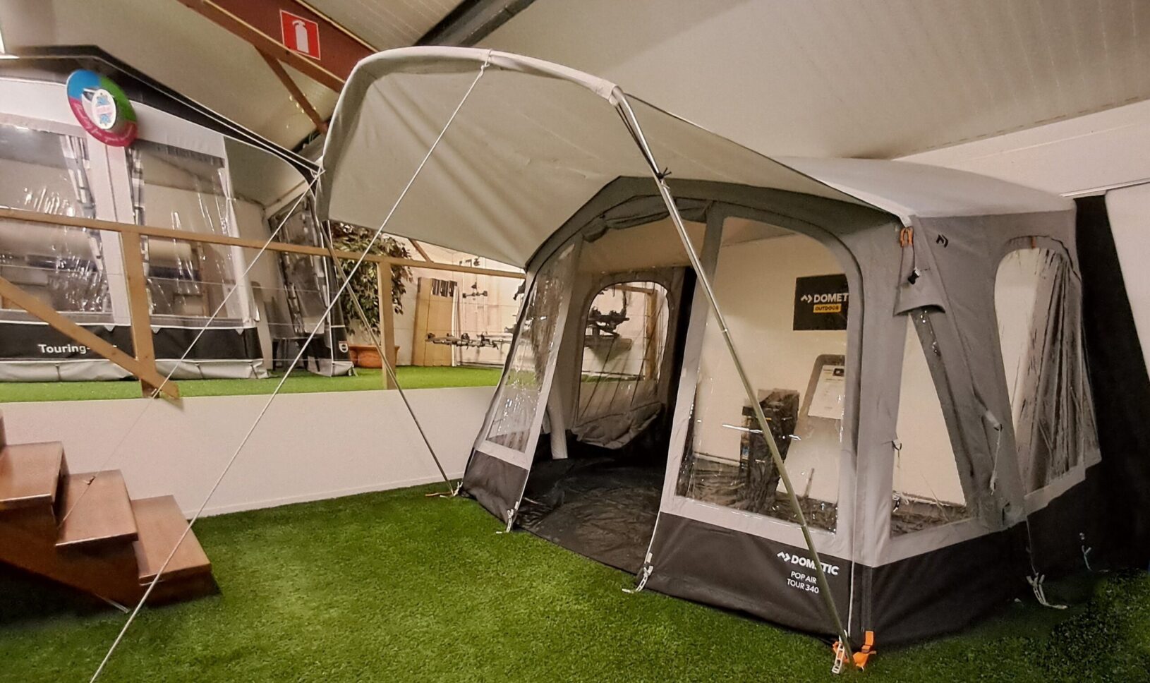dometic-opblaasbare-voortent-311wkz-1.jpg Dometic Eriba Voortenten en Luifels - Afbeelding 1