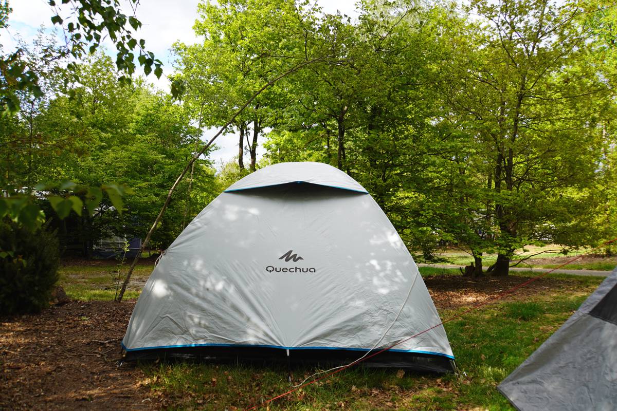 fresh-en-black-tent-217bov-1.jpg Quechua Black and Fresh tent | Perfect voor kamperen of een festival - Afbeelding 1