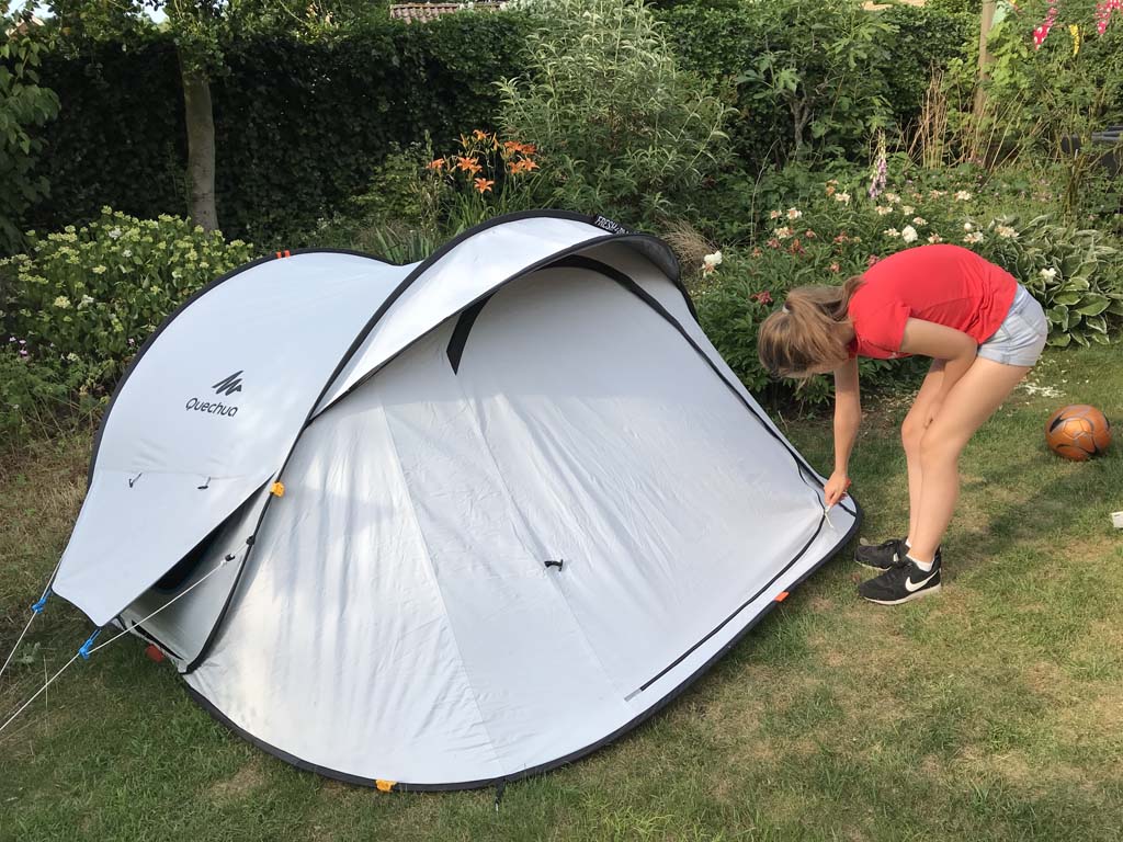 fresh-n-black-tent-767tcf-1.jpg Quechua Fresh & Black tent van Decathlon: eerlijke en volledige review - Afbeelding 1