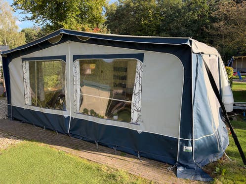 hypercamp-voortent-100znp-1.jpg Ruime Hypercamp voortent 5.80 x 3 mtr (m2446386534) — Voortenten en Luifels — Marktplaats - Afbeelding 1