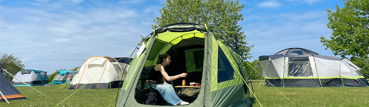 makkelijk-op-te-zetten-tent-257deb-1.jpg Weekendtrends Snel op te zetten, makkelijke tenten | OLPRO - Afbeelding 1