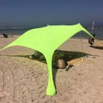 Hoge kwaliteit pop up strand tent sun shelter, UPF50 + strand schaduw luifel met strandmat en waterdichte draagtas for strand, kamperen, vissen, achtertuin en picknicks : Amazon.nl: Sport & outdoor