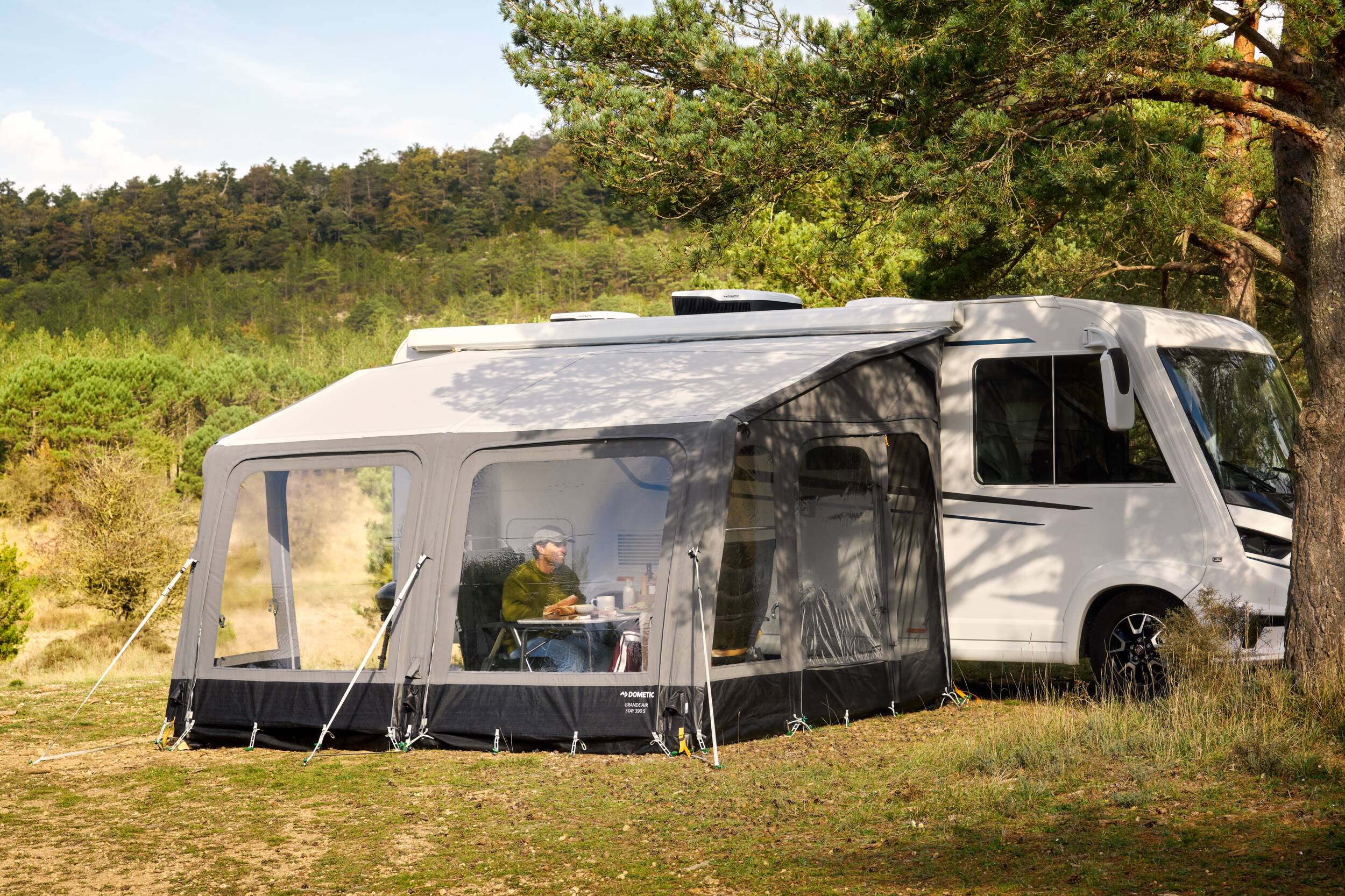 voortent-caravan-aanbieding-524fog-1.jpg Kampa Voortent | Opblaasbare opties | Baxrecreatieshop - Afbeelding 1